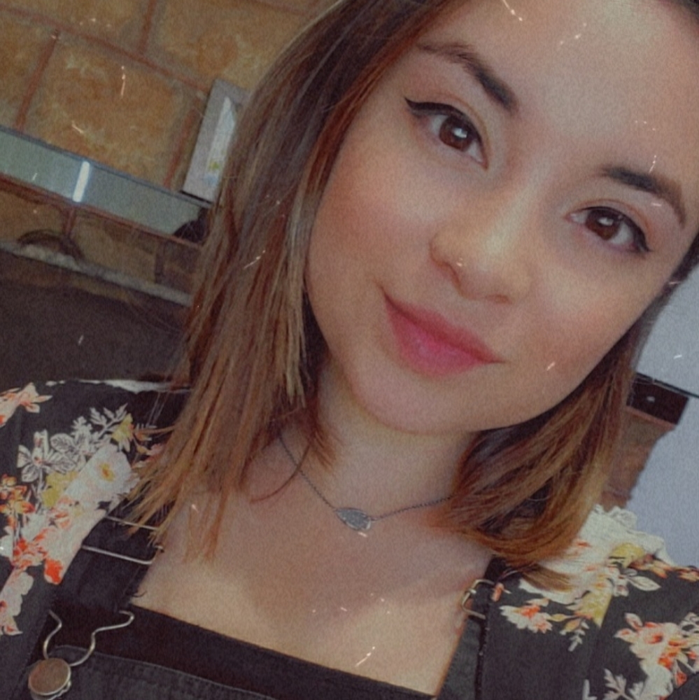 Meet your Posher, Abigail